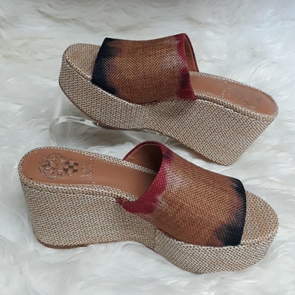 Vince Camuto Gadgen slip on platform shoe